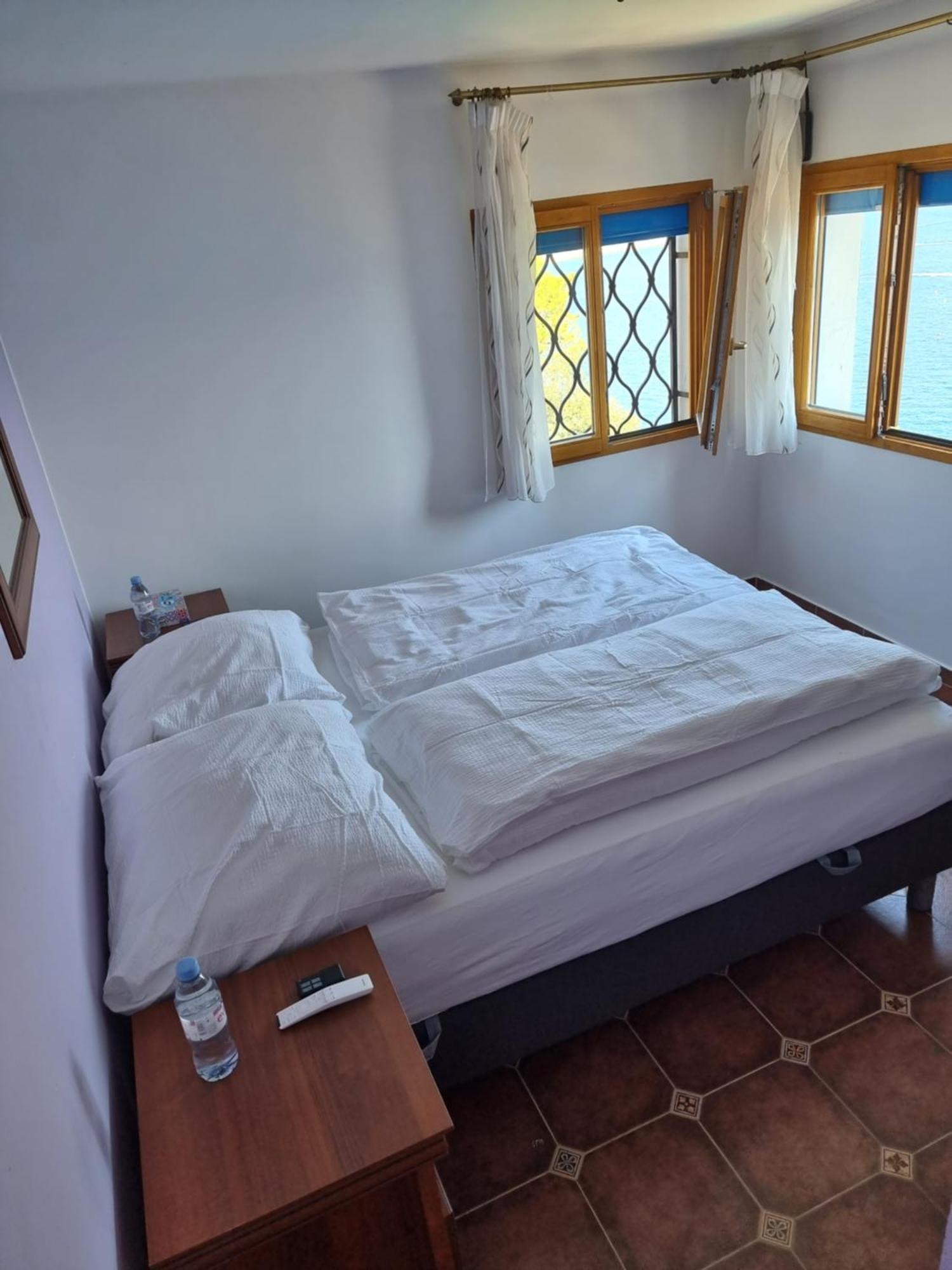 Villas And Suites La Coraillere Resort Théoule-sur-Mer Zimmer foto
